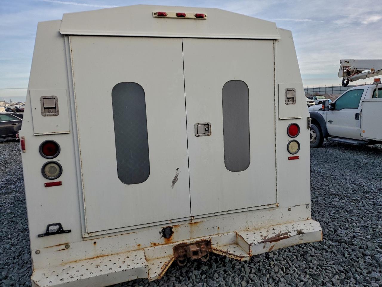 2006 Ford Econoline Utility / Service Truck VIN: 1FDWE35L86DA96196 Lot: 92184295