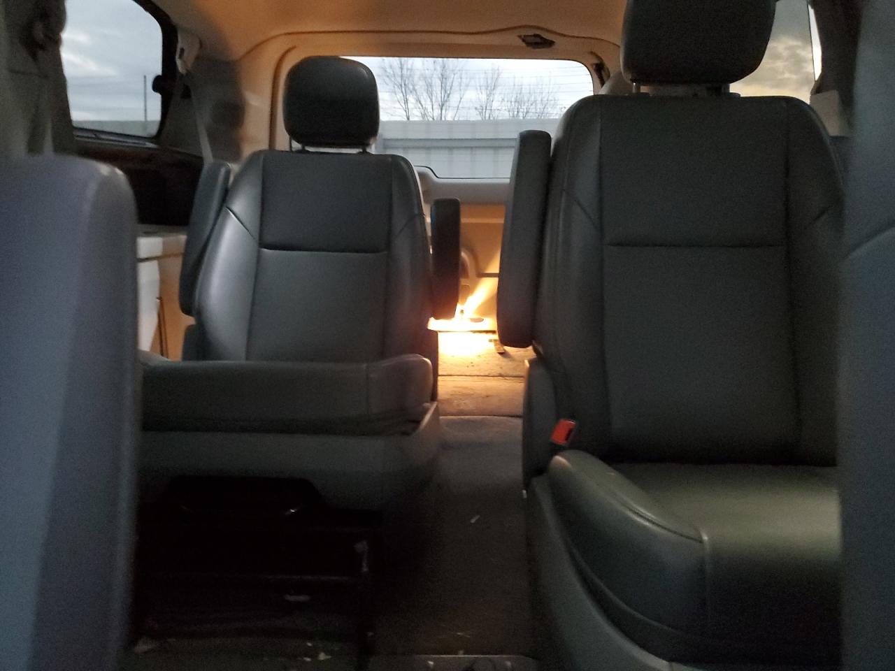 2011 Volkswagen Routan Se VIN: 2V4RW3DG4BR805156 Lot: 93504925