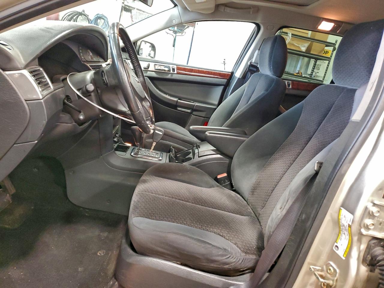 2005 Chrysler Pacifica Touring VIN: 2C8GM68465R380292 Lot: 93416835