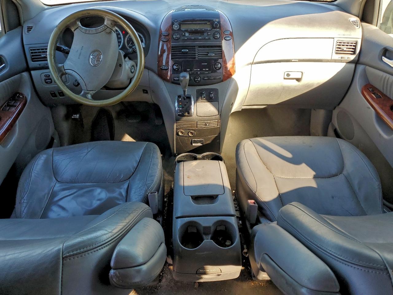 2004 Toyota Sienna Xle VIN: 5TDZA22C54S032808 Lot: 93953205