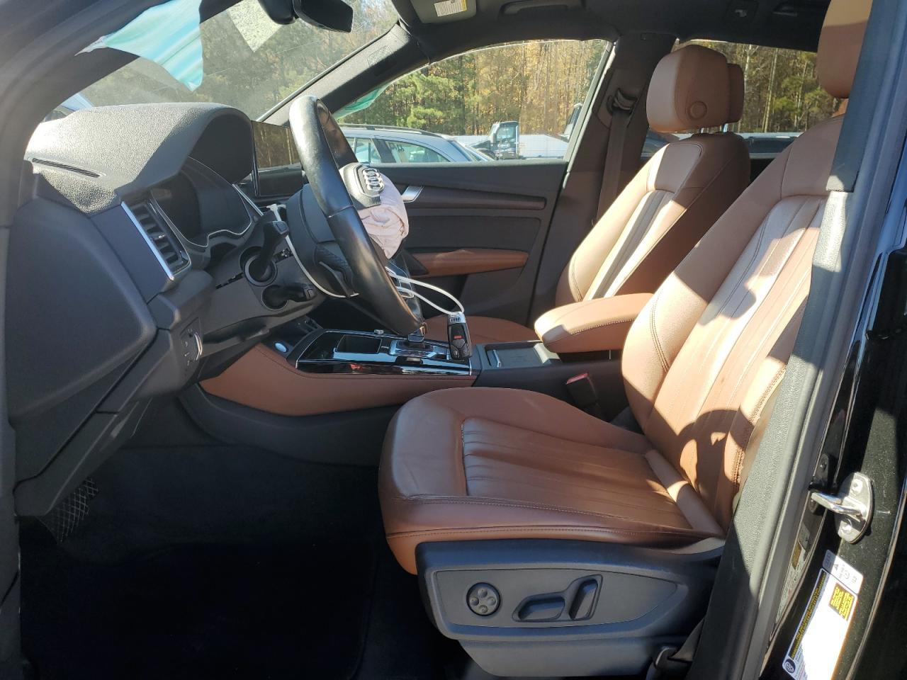 2021 Audi Q5 Premium Plus VIN: WA1BAAFY6M2031010 Lot: 92181075