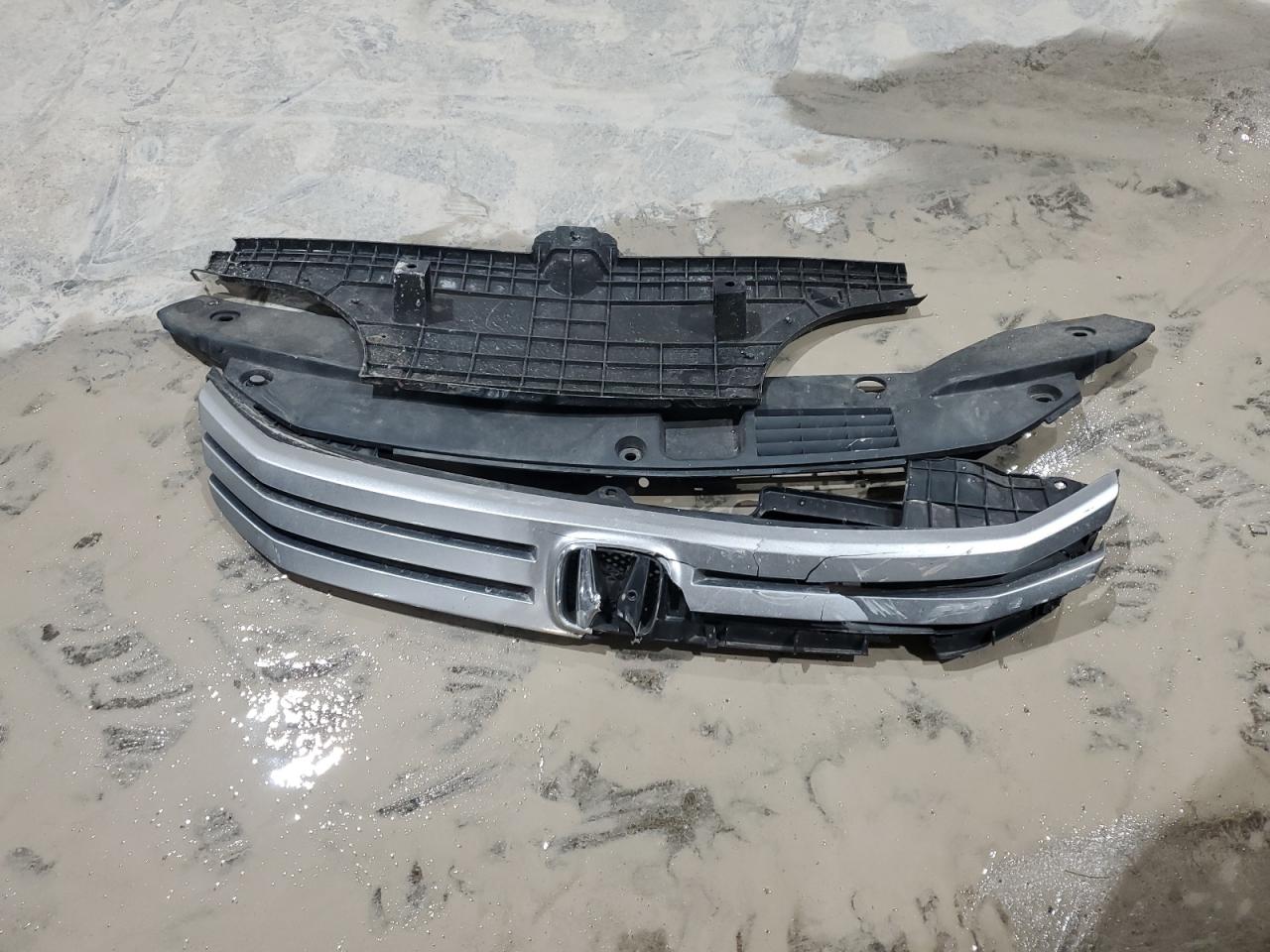 2010 Honda Insight Ex VIN: JHMZE2H79AS002145 Lot: 92627145