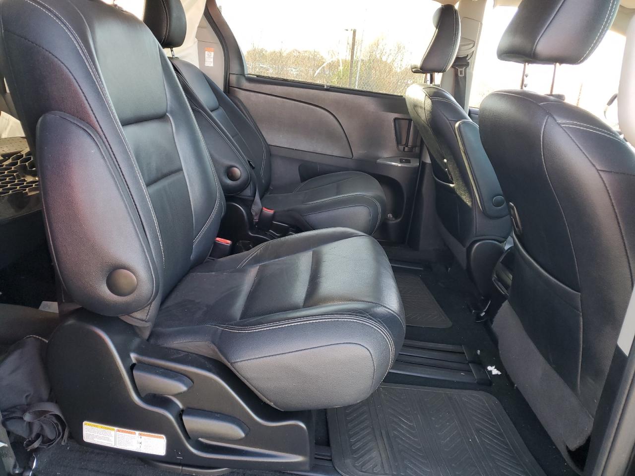 2017 Toyota Sienna Se VIN: 5TDXZ3DC1HS766662 Lot: 92284335