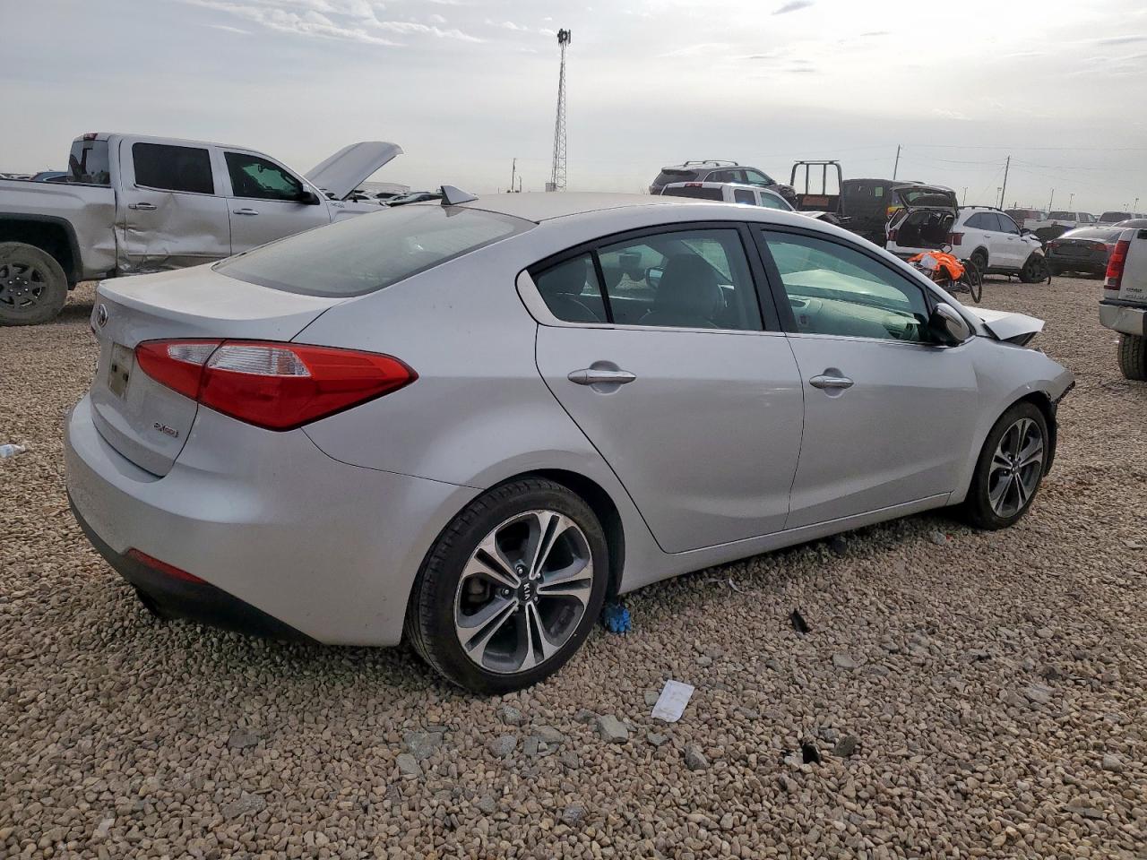 2016 Kia Forte Ex VIN: KNAFZ4A88G5473456 Lot: 93367385