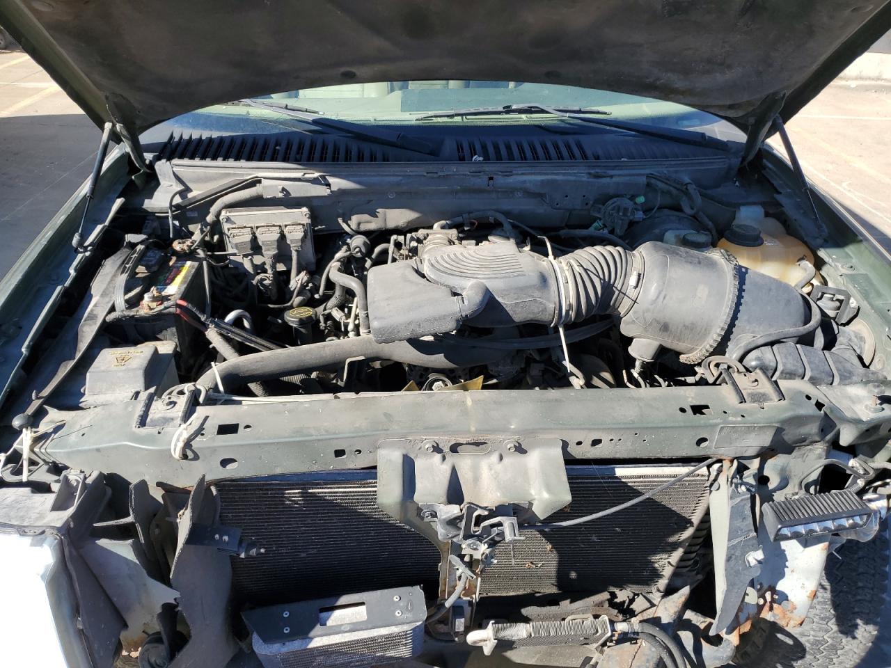 2004 Ford Expedition Eddie Bauer VIN: 1FMFU18L44LB82613 Lot: 86527175