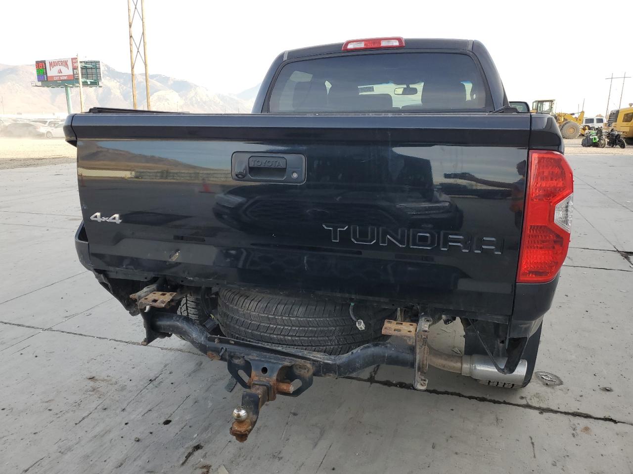 2014 Toyota Tundra Crewmax Platinum VIN: 5TFAW5F11EX361848 Lot: 92087105