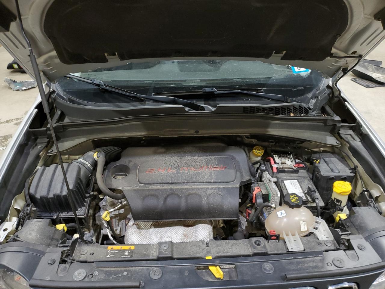 2017 Jeep Renegade Latitude VIN: ZACCJBBBXHPG12975 Lot: 93628645