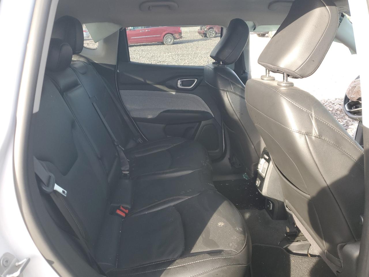 2022 Jeep Compass Latitude Lux VIN: 3C4NJDFB2NT151757 Lot: 92068975