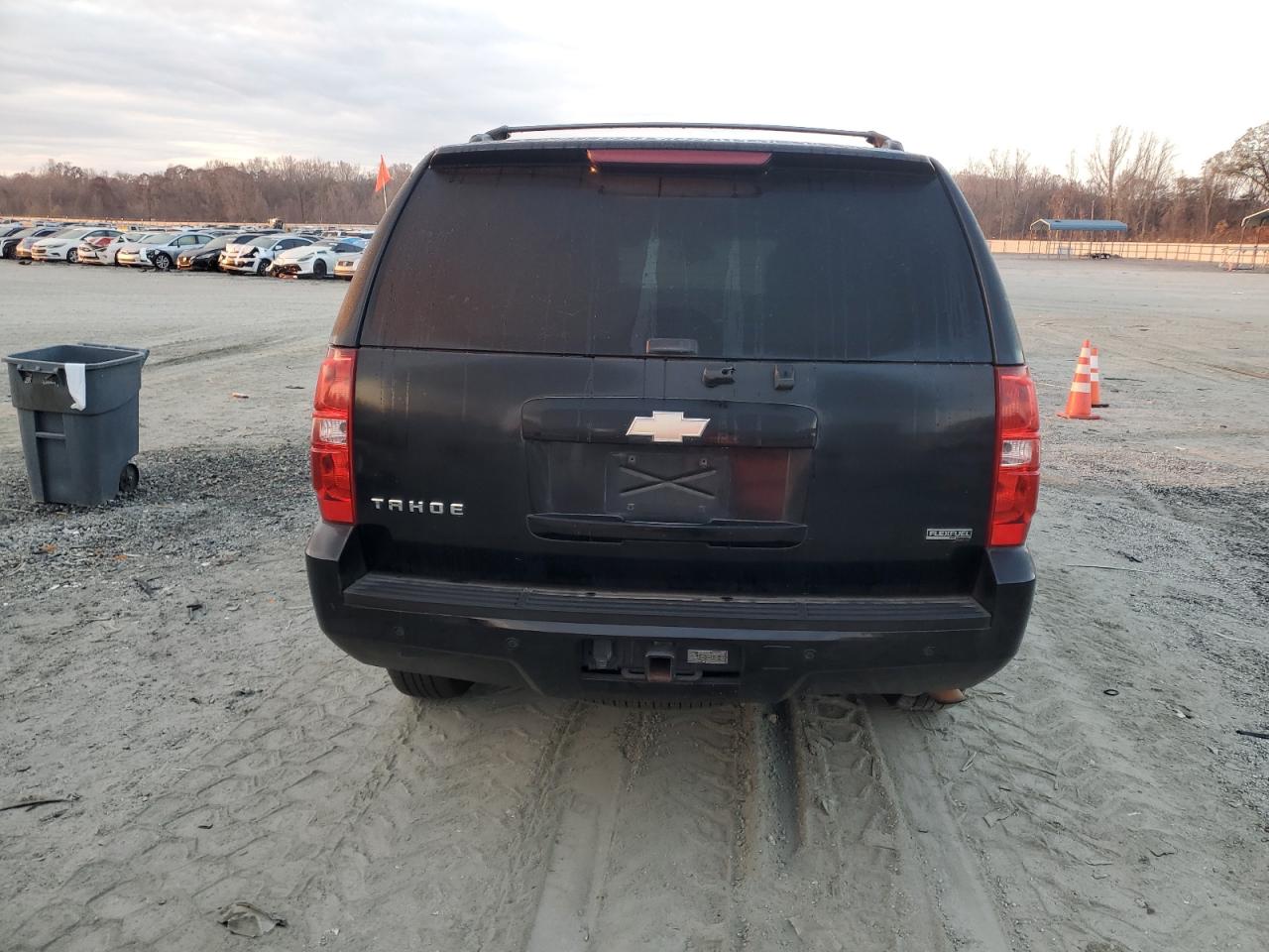 2011 Chevrolet Tahoe C1500 Lt VIN: 1GNSCBE07BR275519 Lot: 93618525