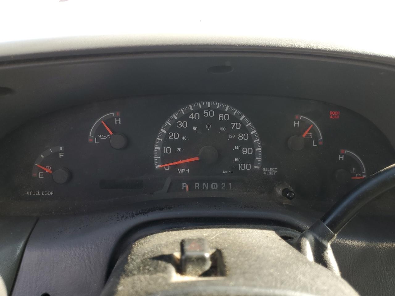 2002 Ford F150 VIN: 1FTRF17W82NB75592 Lot: 91302815