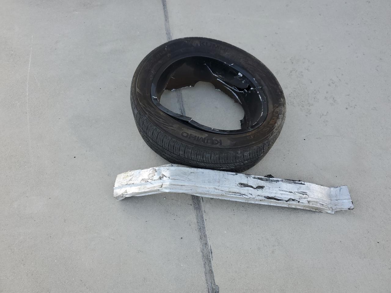 2019 Jeep Compass Latitude VIN: 3C4NJDBB6KT648280 Lot: 91637455