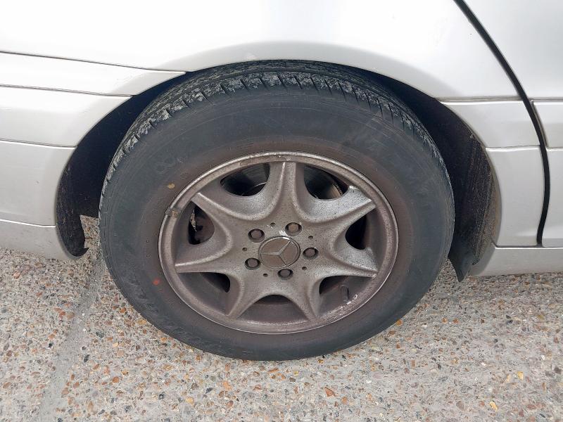 2004 MERCEDES-BENZ C CLASS C180K CLASSIC SE 4DR AUTO