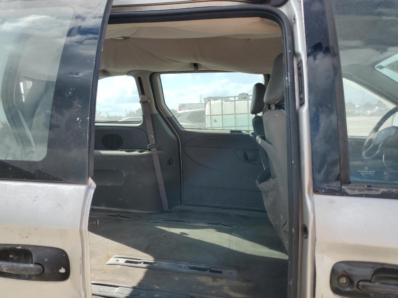 2005 Dodge Caravan Se VIN: 1D4GP25B25B428375 Lot: 91076195