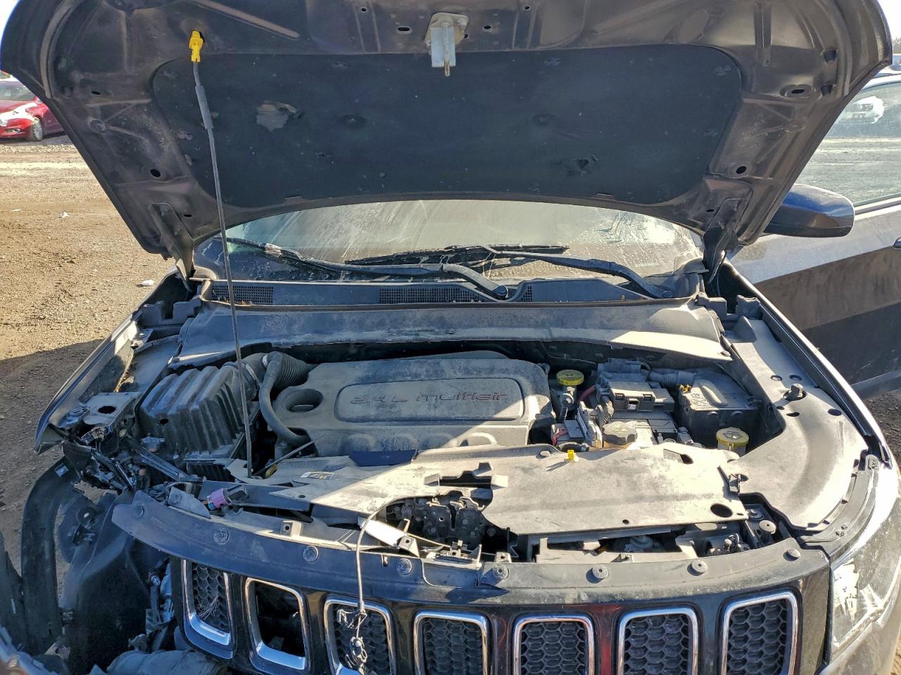 2018 Jeep Compass Latitude VIN: 3C4NJDBB4JT146379 Lot: 93428845