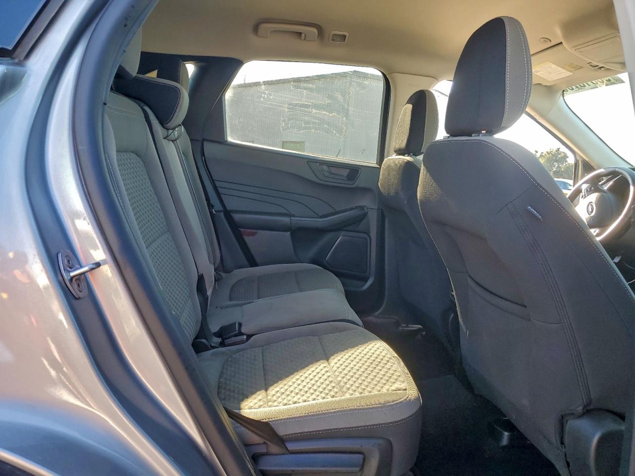 2022 Ford Escape Se VIN: 1FMCU0G62NUB55415 Lot: 93318705