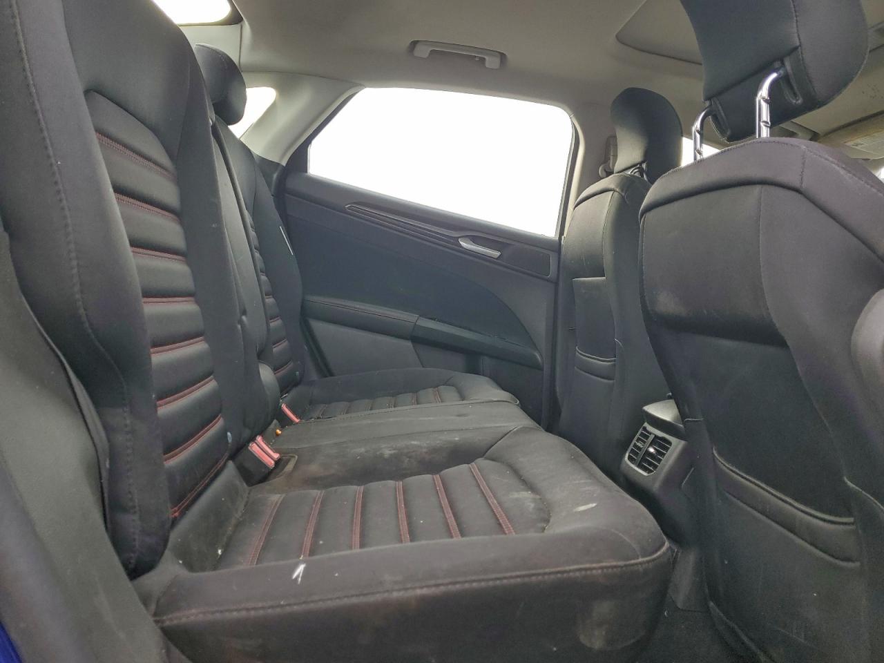 2013 Ford Fusion Se Hybrid VIN: 3FA6P0LU1DR374763 Lot: 93922825