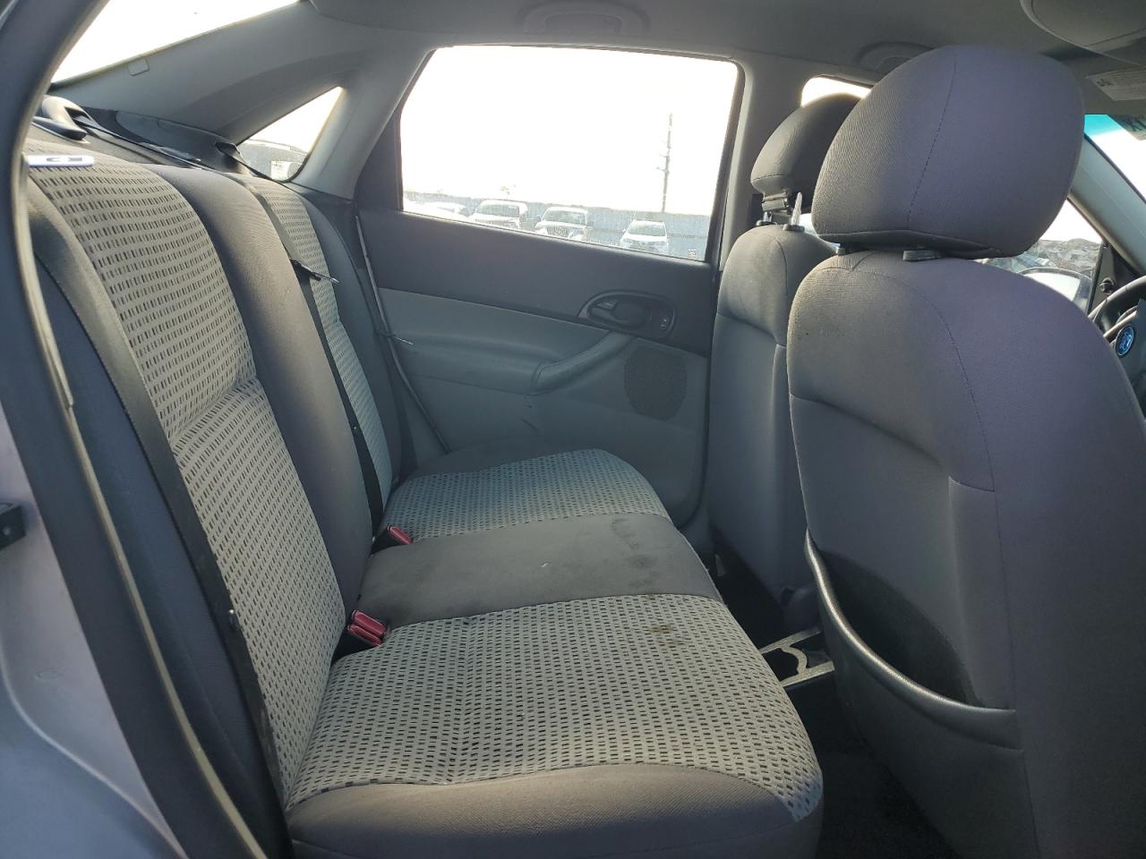 2007 Ford Focus Zx4 VIN: 1FAFP34N47W306175 Lot: 93537175