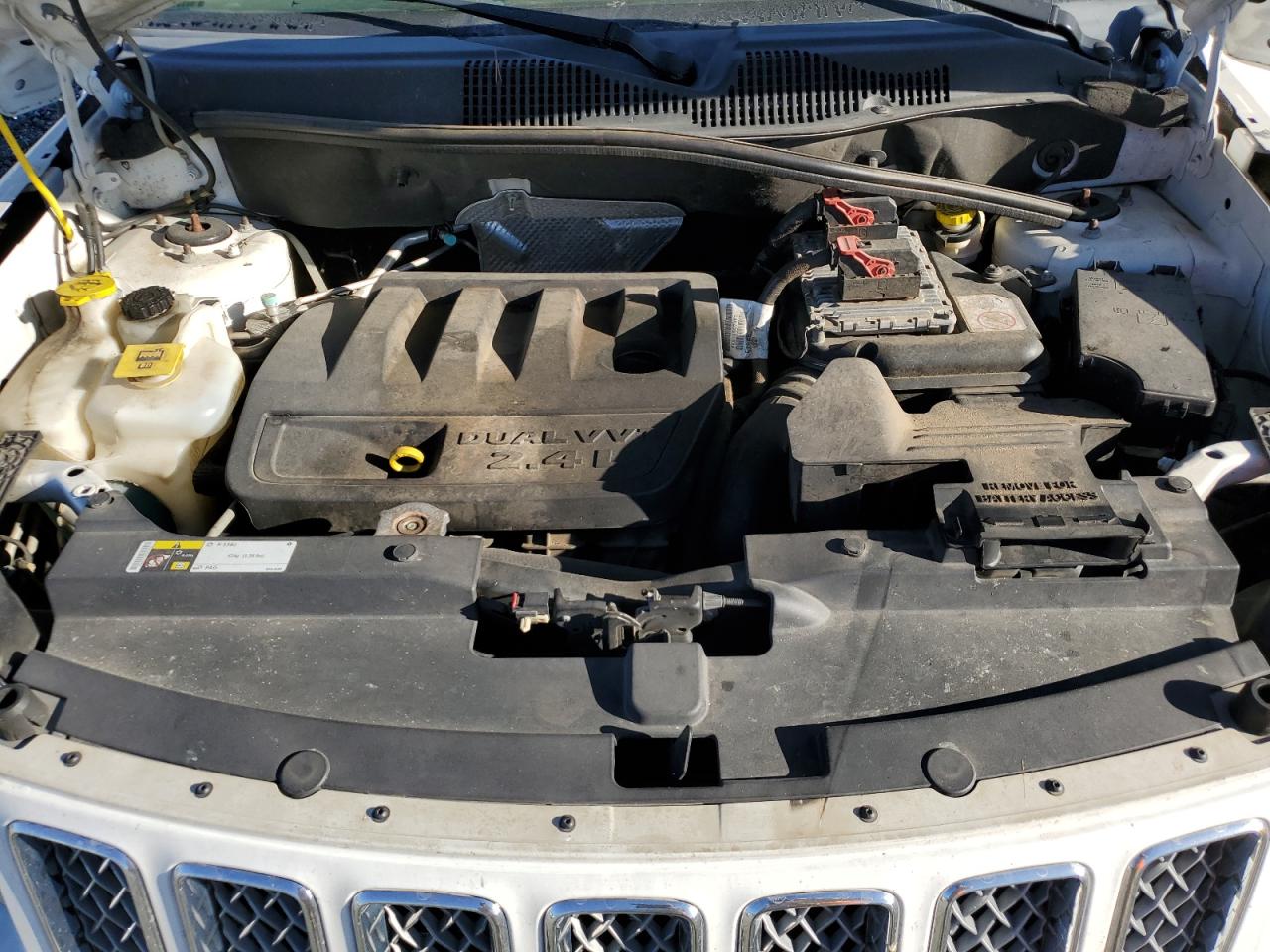 2014 Jeep Compass Latitude VIN: 1C4NJCEB0ED694476 Lot: 92666345