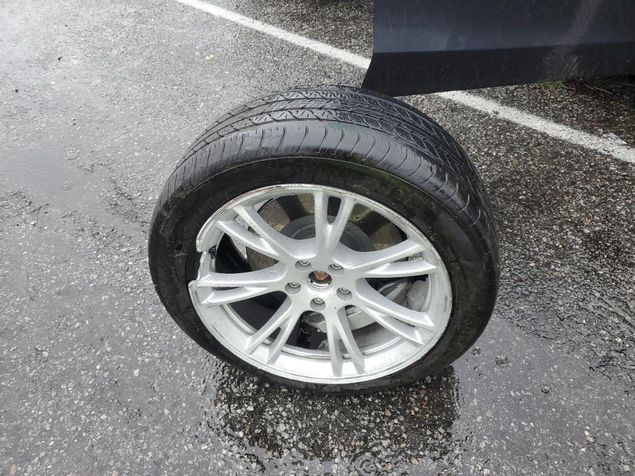 2023 Tesla Model Y VIN: 7SAYGDEEXPF876888 Lot: 92762225