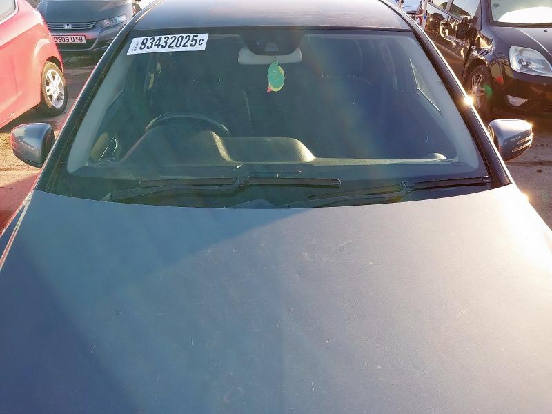 2011 MERCEDES-BENZ C CLASS C180 BLUEEFFICIENCY SE 4DR AUTO