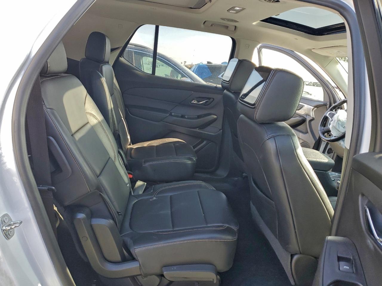2019 Chevrolet Traverse Lt VIN: 1GNERHKW1KJ135861 Lot: 92639185