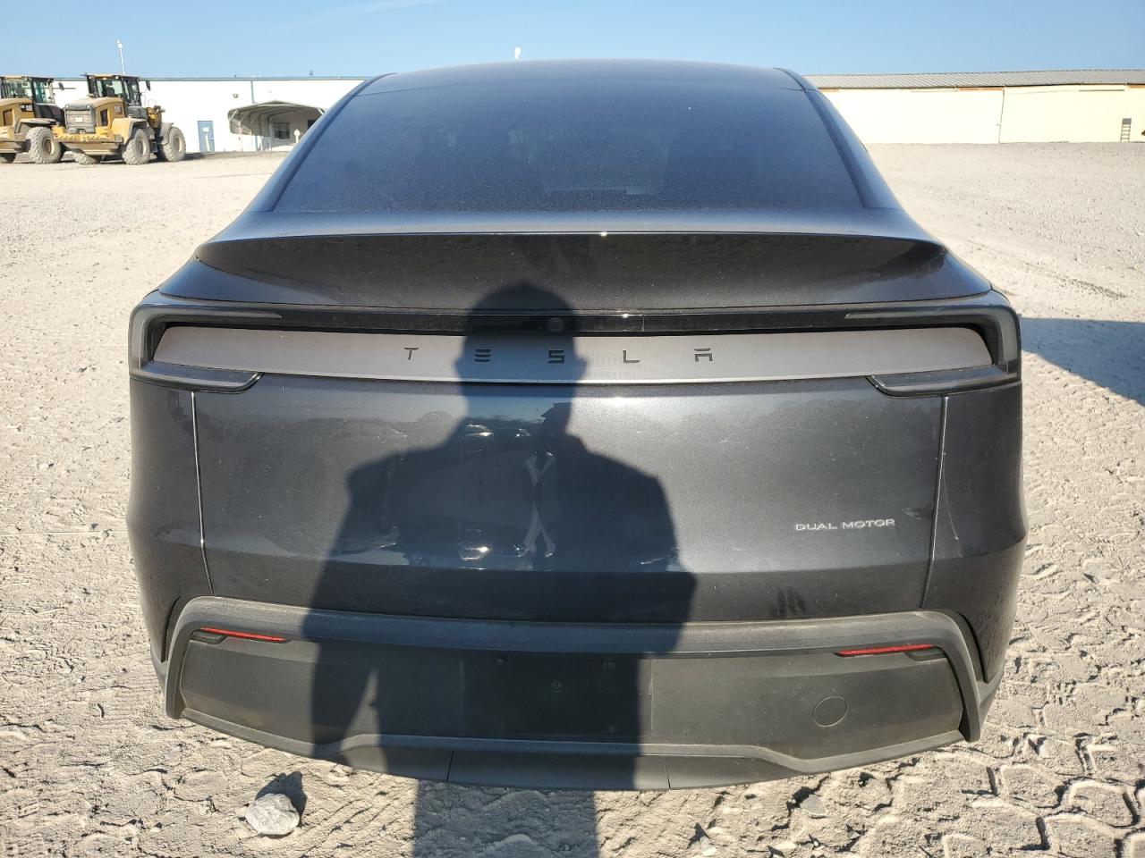 2026 Tesla Model Y VIN: 7SAYGDEE9TA414801 Lot: 93014735