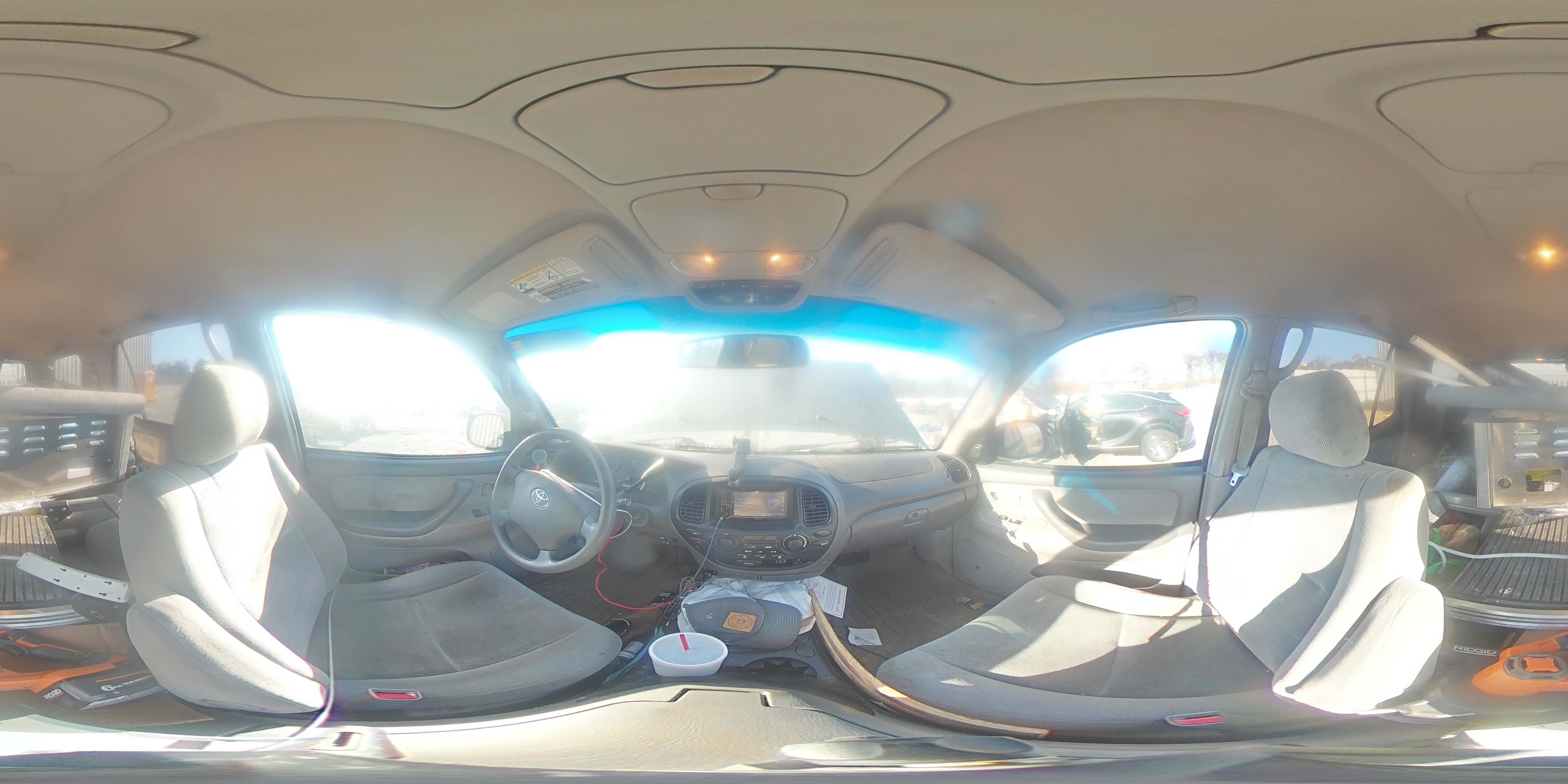 2005 Toyota Sequoia Sr5 VIN: 5TDZT34A85S259388 Lot: 91179975