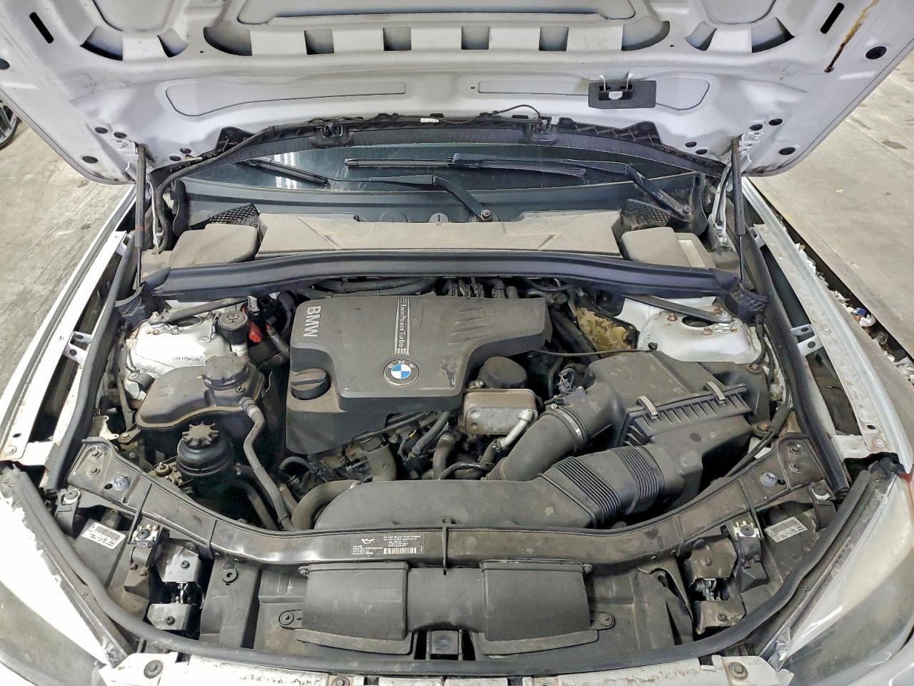 2014 BMW X1 xDrive28I VIN: WBAVL1C56EVY18057 Lot: 94053115