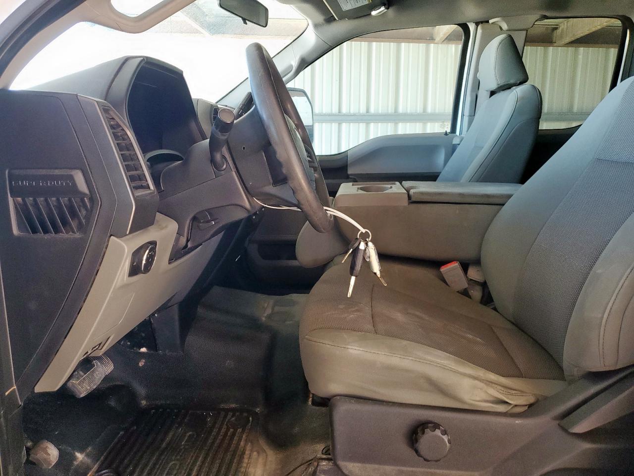 2018 Ford F350 Utility / Service Truck VIN: 1FT7X3B68JEC94510 Lot: 91474895