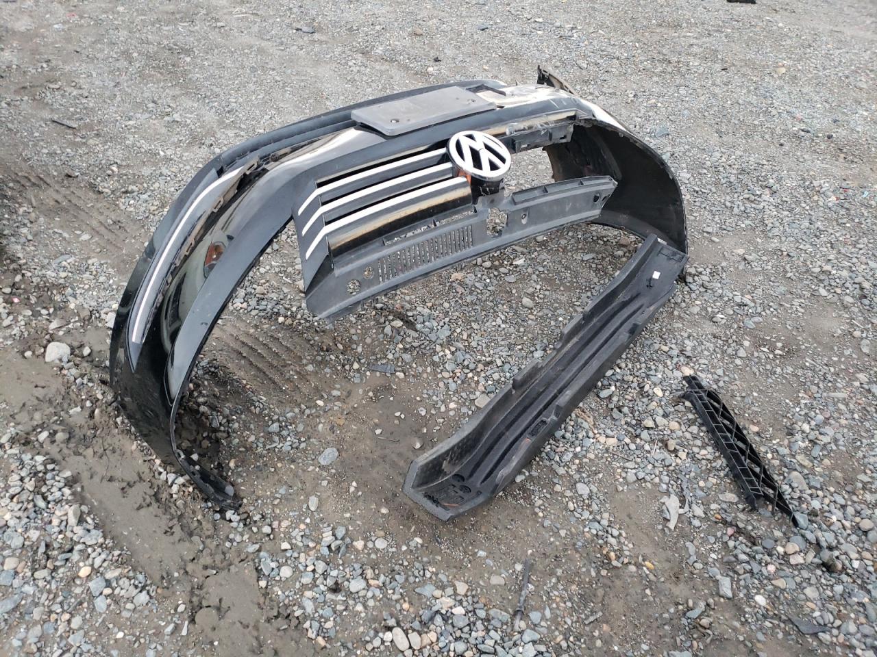 2013 Volkswagen Passat Se VIN: 1VWBP7A32DC015350 Lot: 93101065