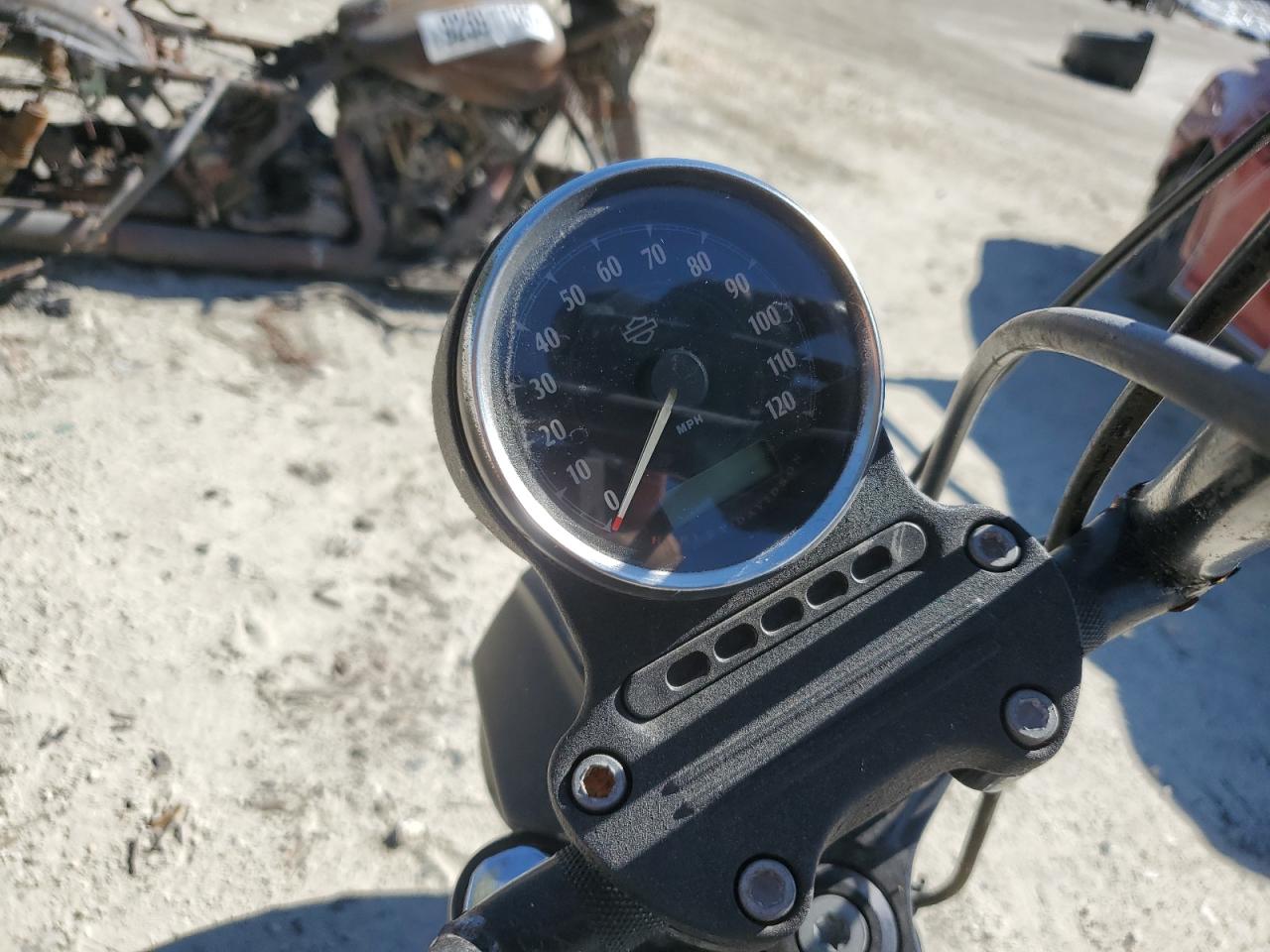 2016 Harley-Davidson Xl883 Iron 883 VIN: 1HD4LE216GC414144 Lot: 92262505