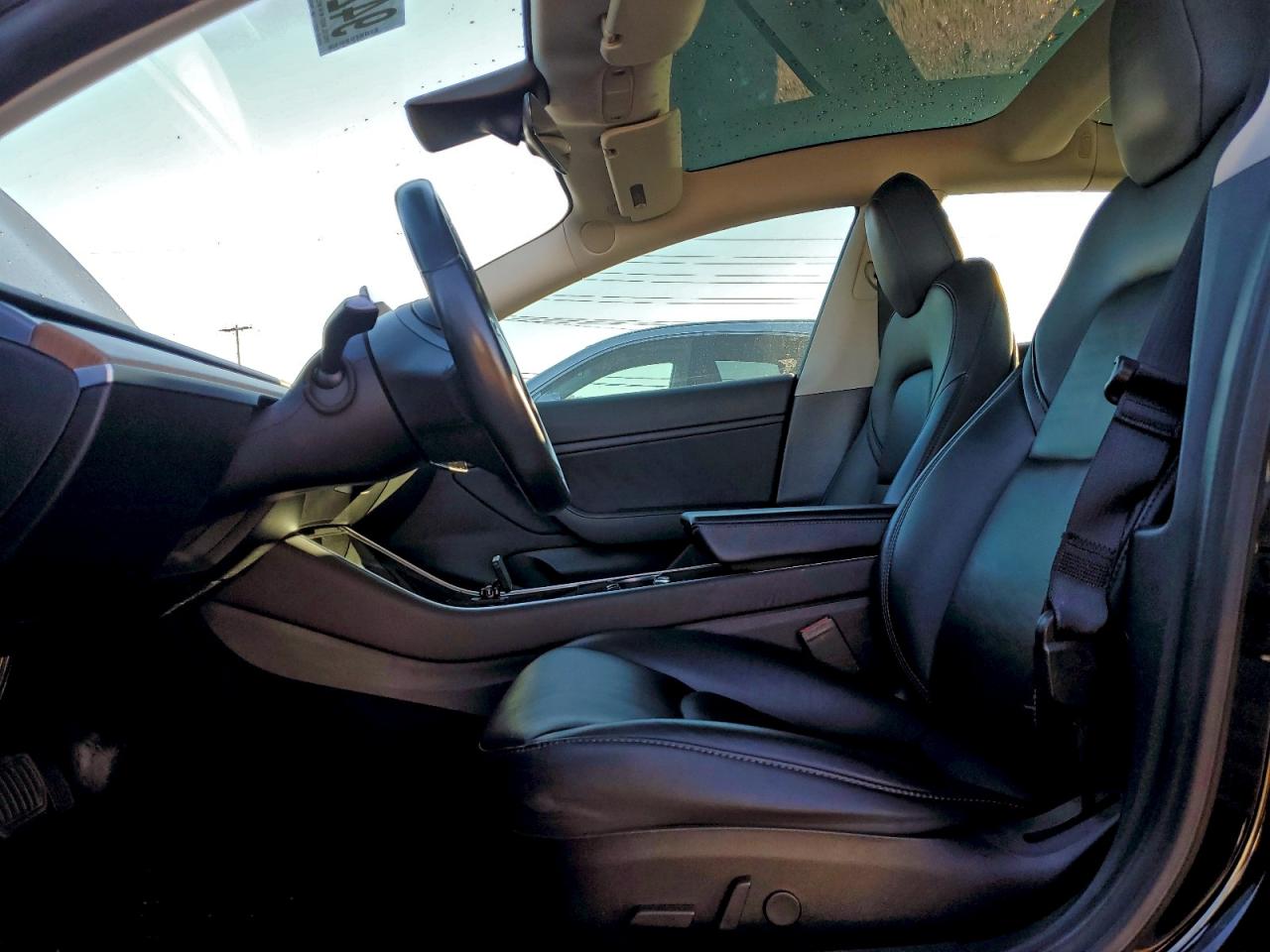 2019 Tesla Model 3 VIN: 5YJ3E1EB8KF198958 Lot: 94281405