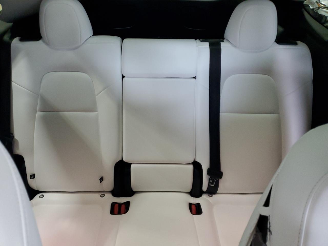 2025 Tesla Model Y VIN: 7SAYGDEE0SF223382 Lot: 91551895