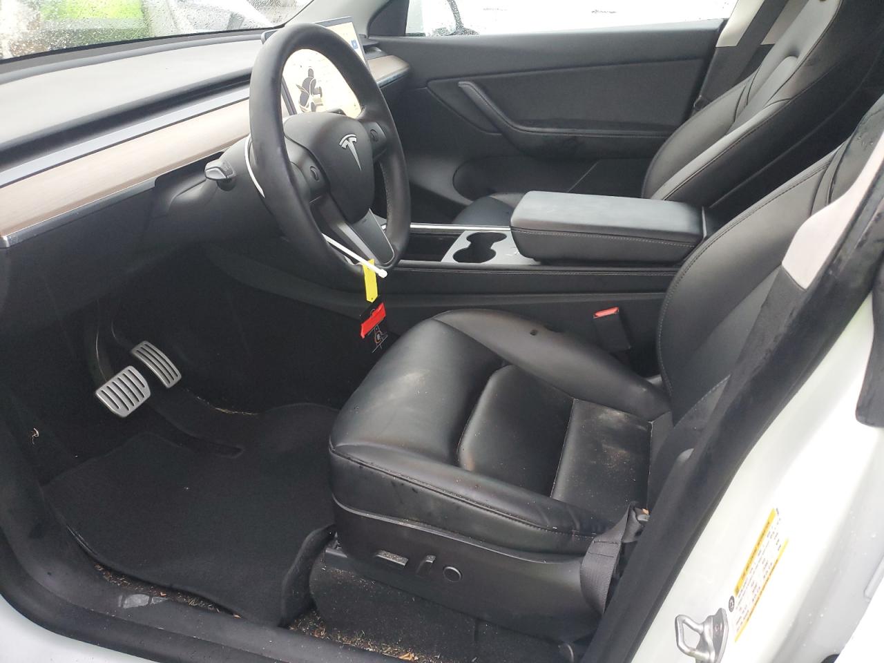 2022 Tesla Model Y VIN: 7SAYGDEF6NF383523 Lot: 93964195