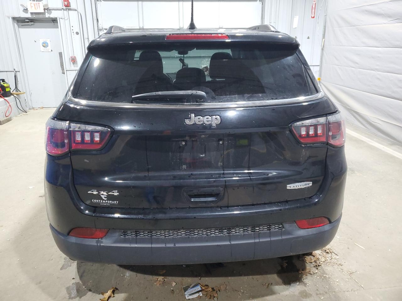 2018 Jeep Compass Latitude VIN: 3C4NJDBB5JT162221 Lot: 93028055