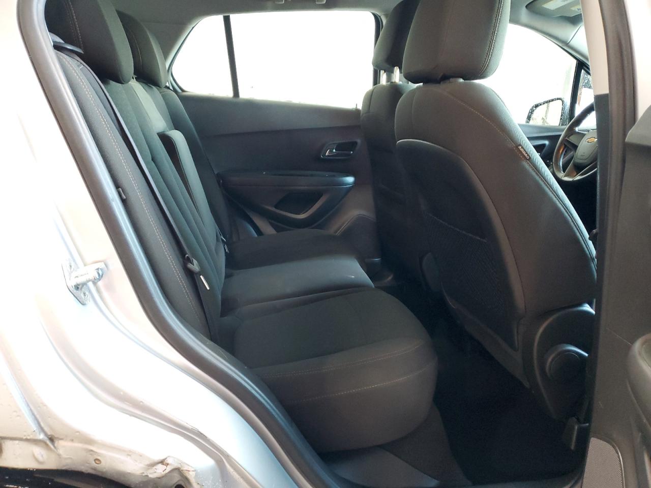 2017 Chevrolet Trax Ls VIN: KL7CJNSB8HB101628 Lot: 92804675