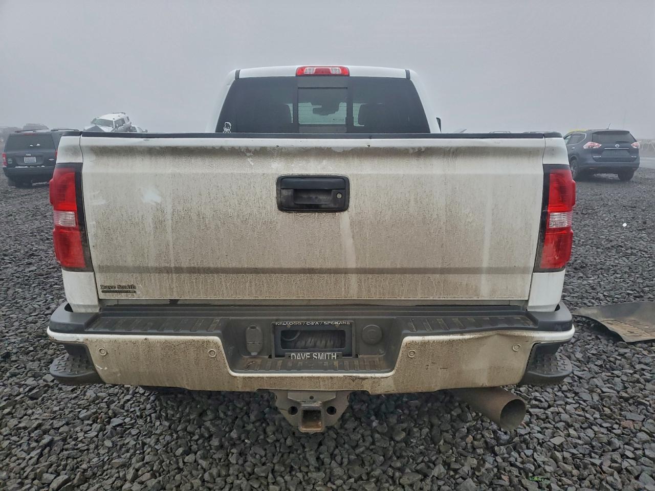 2017 GMC Sierra K3500 Denali VIN: 1GT42YEYXHF237922 Lot: 94275385