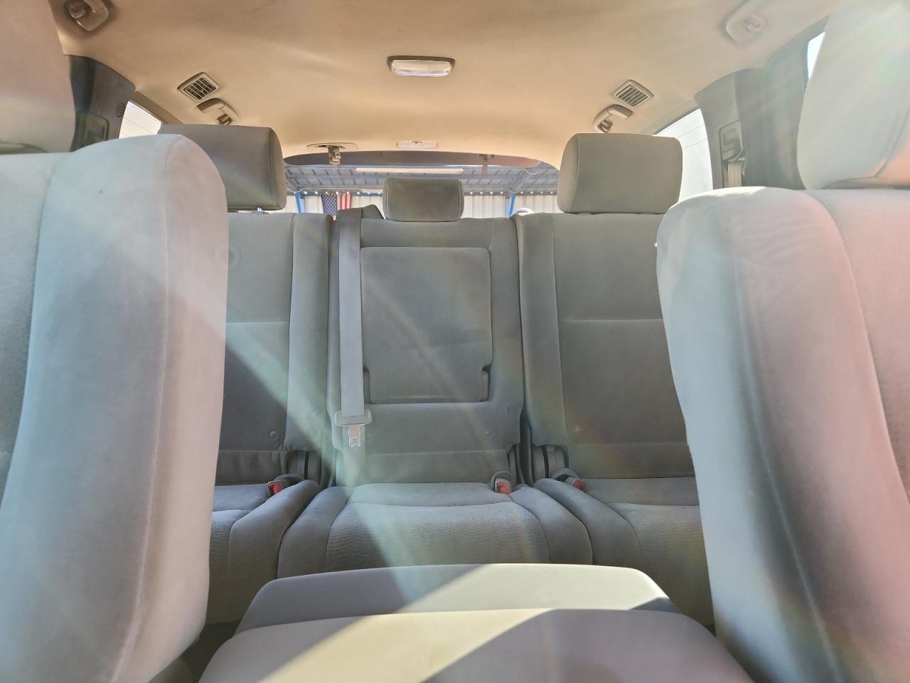 2011 Toyota Sequoia Sr5 VIN: 5TDBY5G17BS045711 Lot: 92479805