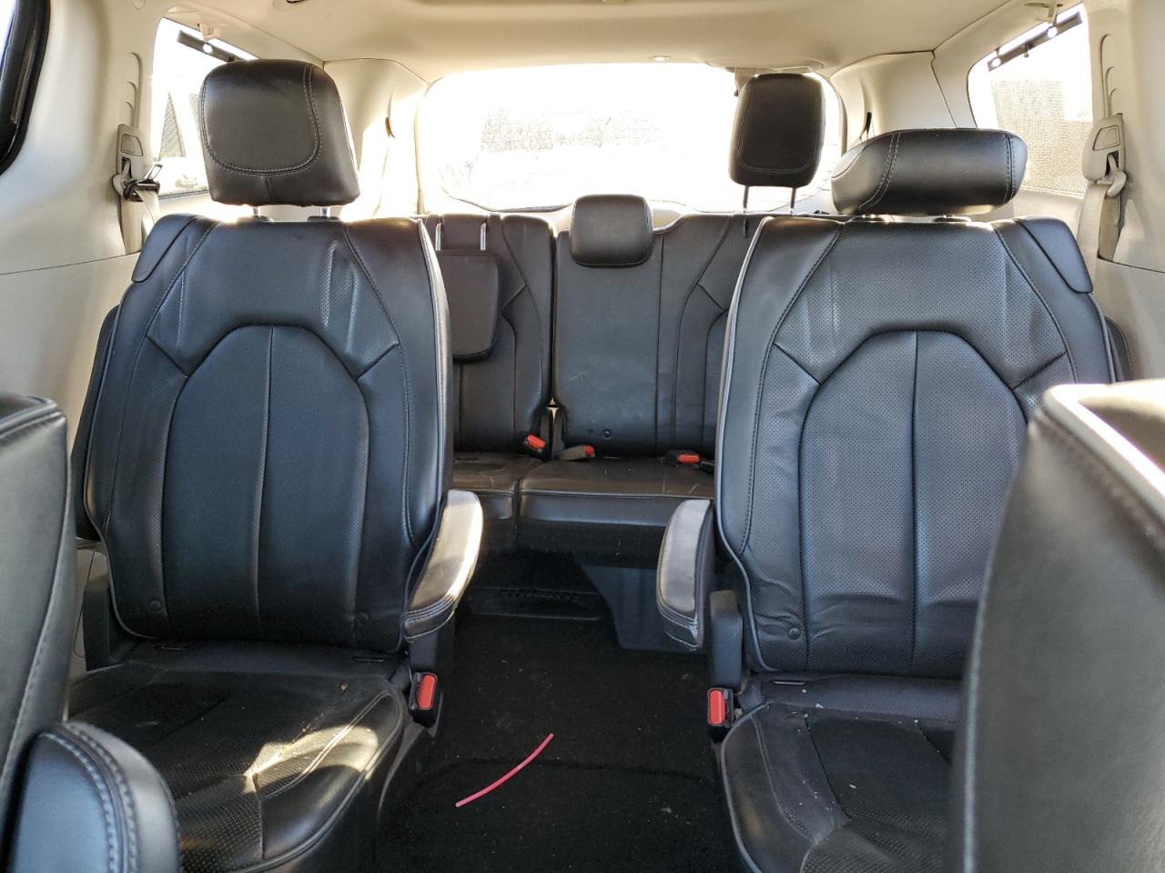 2018 Chrysler Pacifica Limited VIN: 2C4RC1GG4JR358460 Lot: 91817775