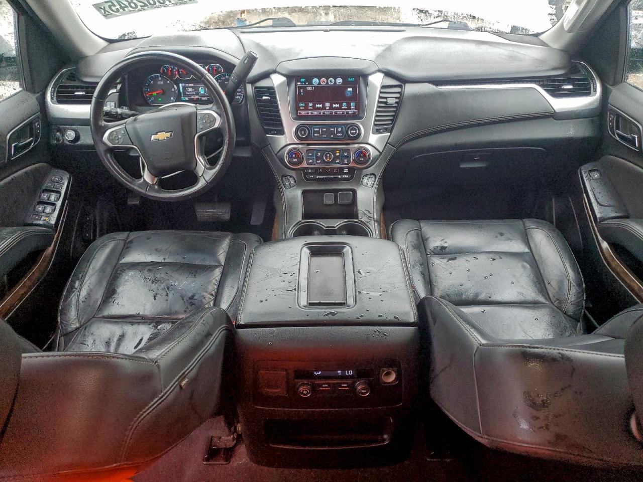 2019 Chevrolet Suburban C1500 Lt VIN: 1GNSCHKC2KR335143 Lot: 94062845