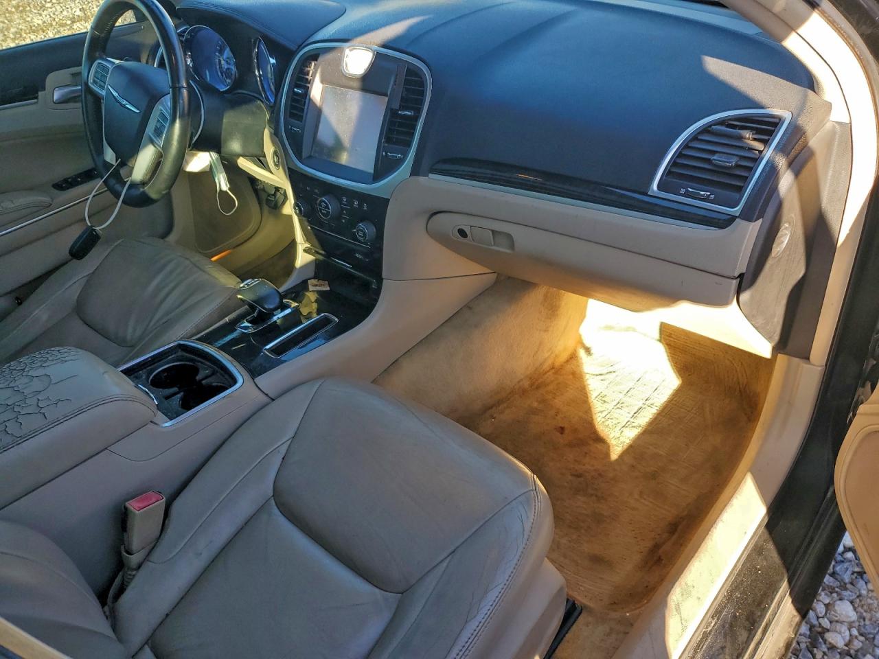 2013 Chrysler 300 VIN: 2C3CCAAG1DH589992 Lot: 94766935