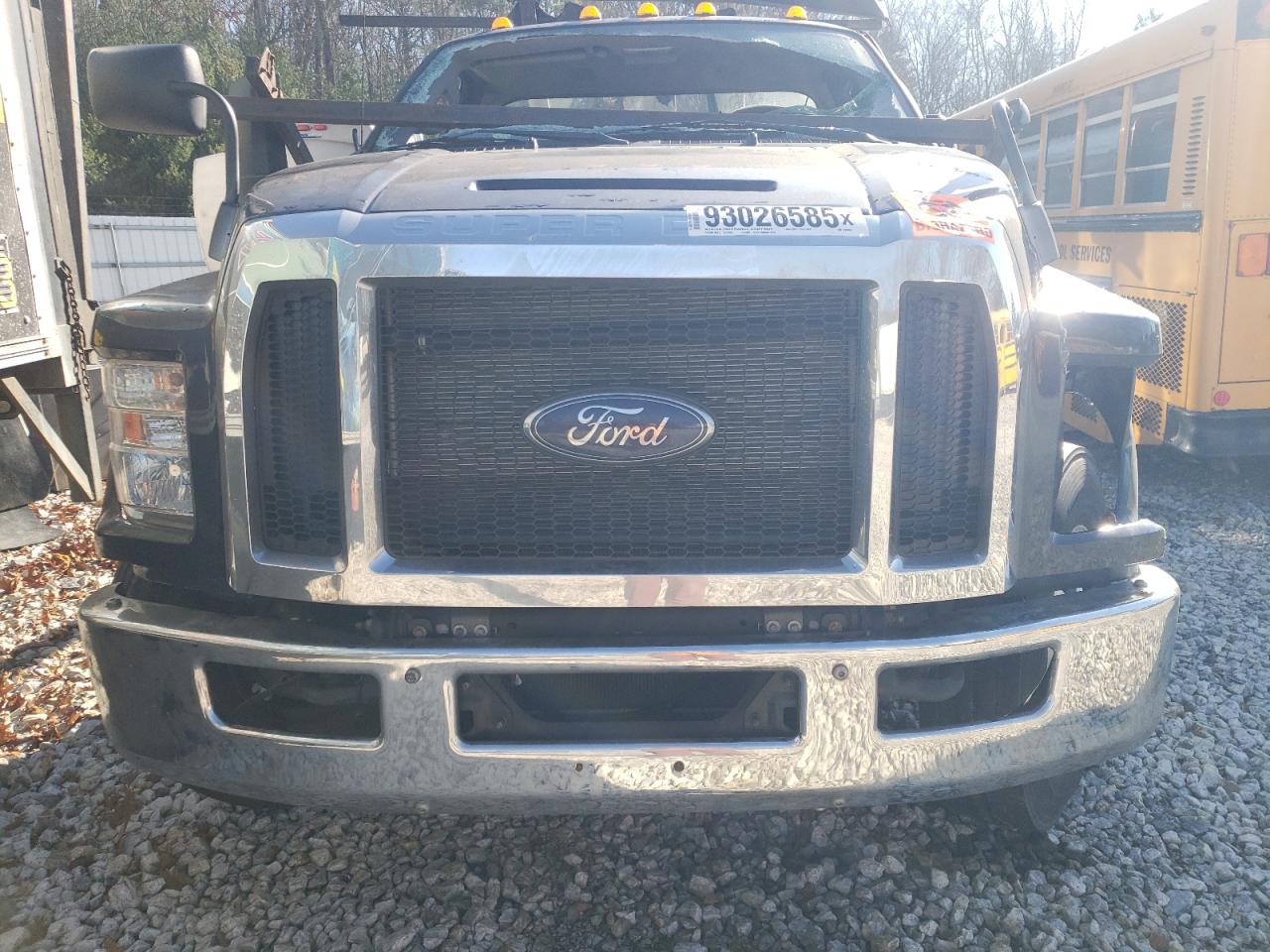 2022 Ford F750 Super Duty Roll-Off Container Truck VIN: 1FDWF7DXXNDF00526 Lot: 93026585