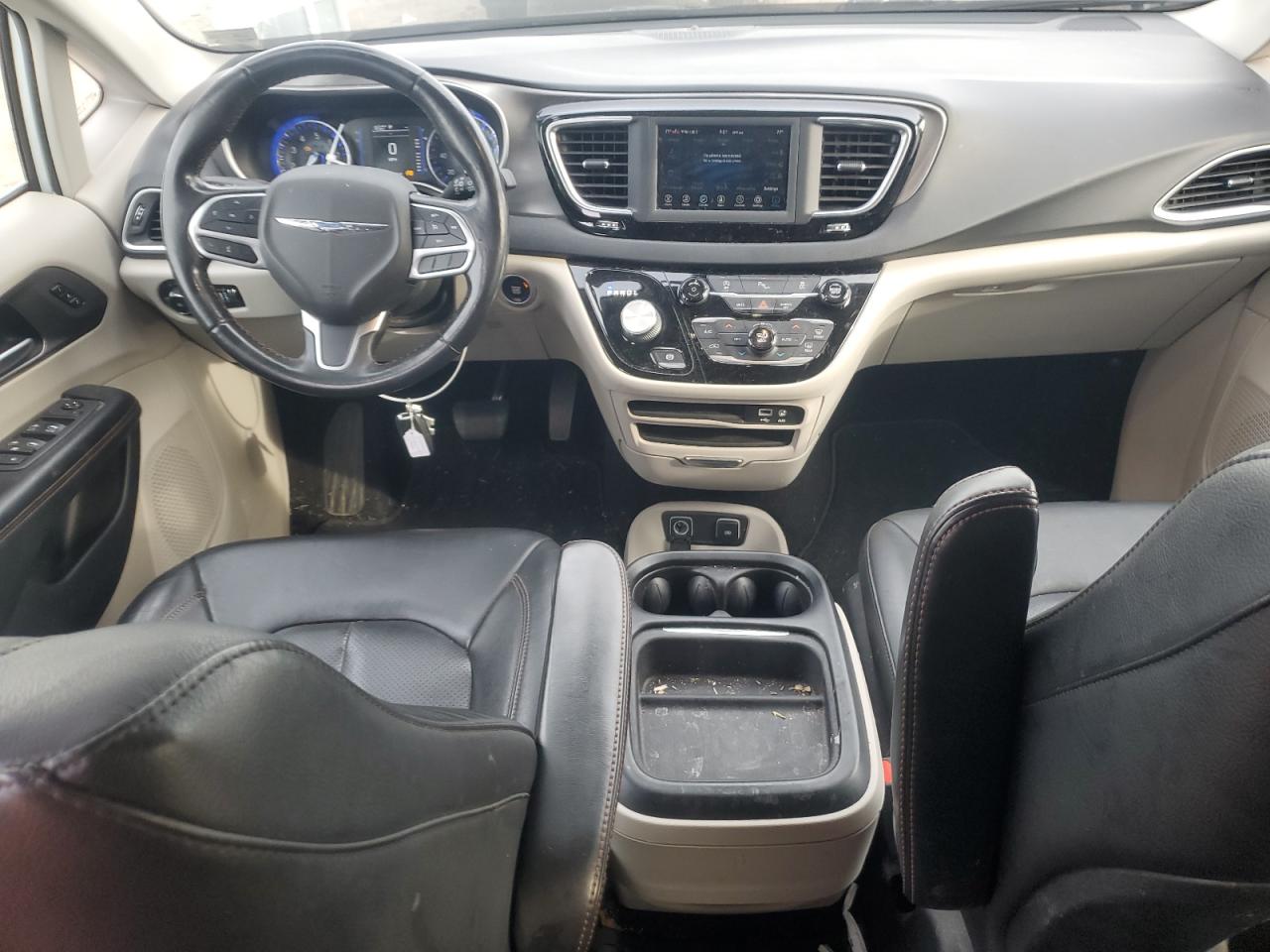 2020 Chrysler Pacifica Touring L VIN: 2C4RC1BG3LR271773 Lot: 92952375