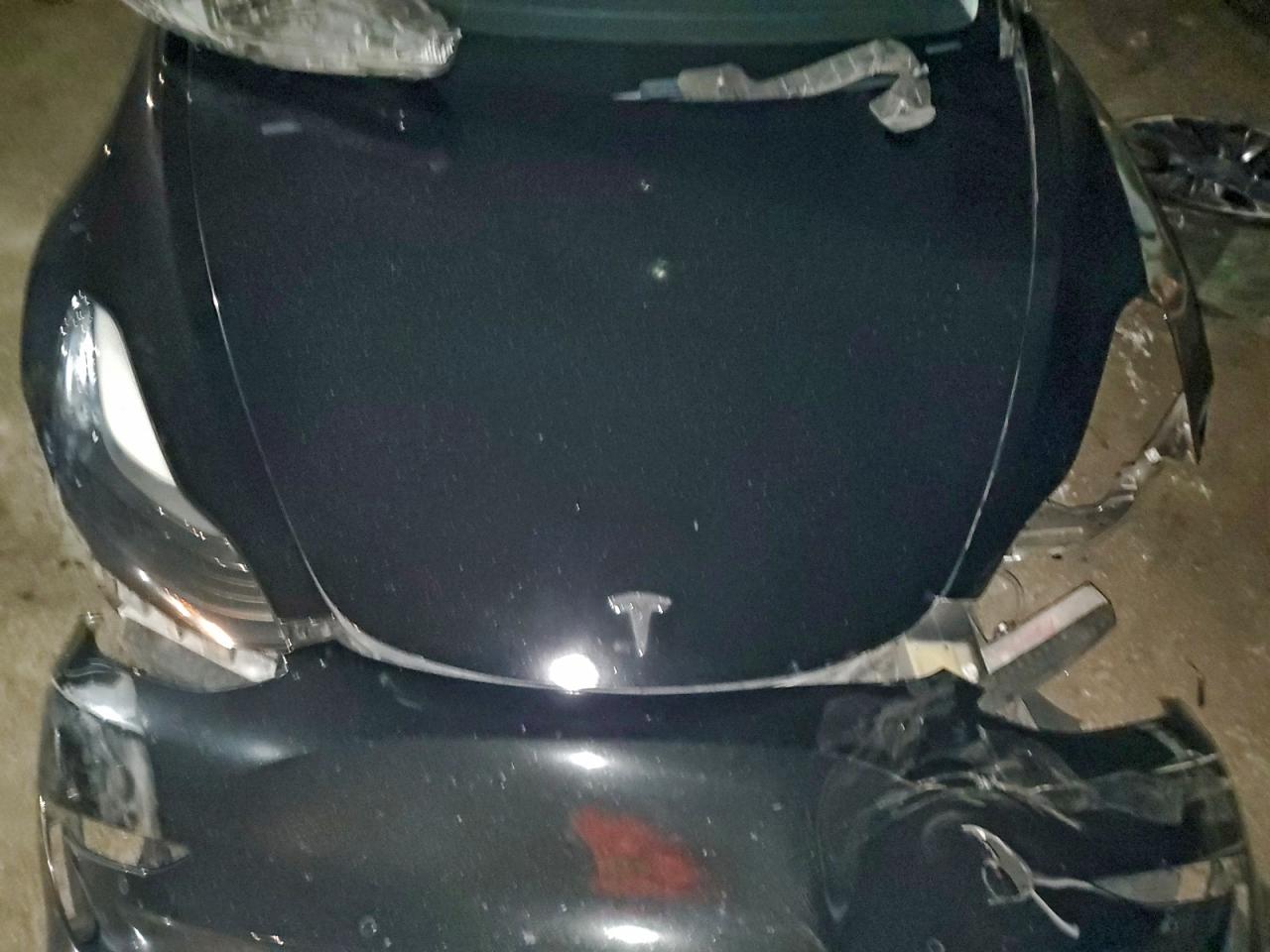 2021 Tesla Model 3 VIN: 868000 Lot: 93986745