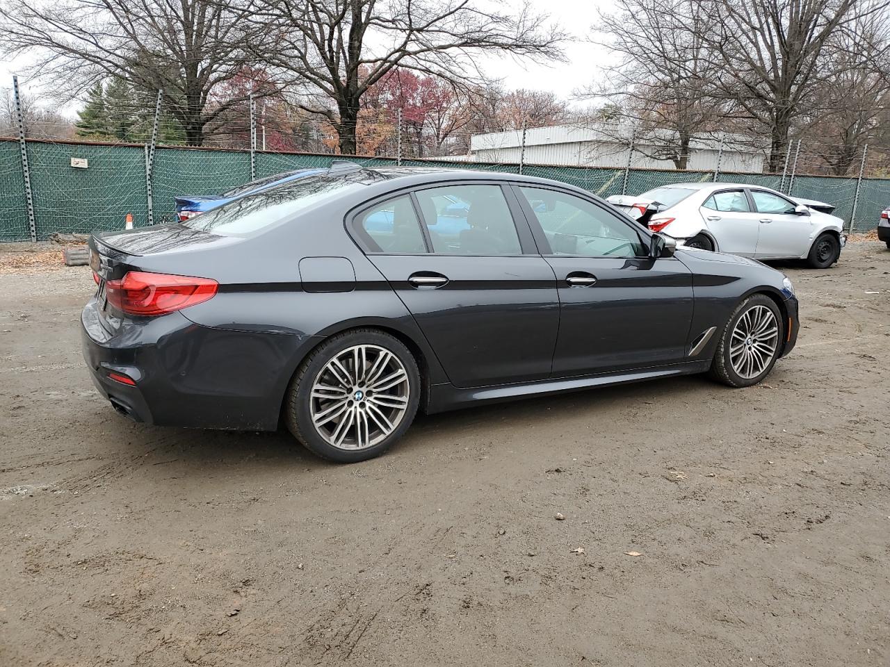 Фото: WBAJB9C58JB035401