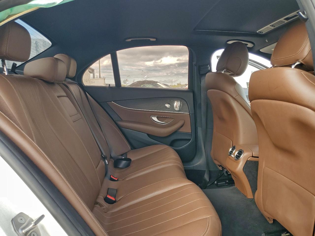 2017 Mercedes-Benz E 300 VIN: WDDZF4JB0HA084569 Lot: 94417595