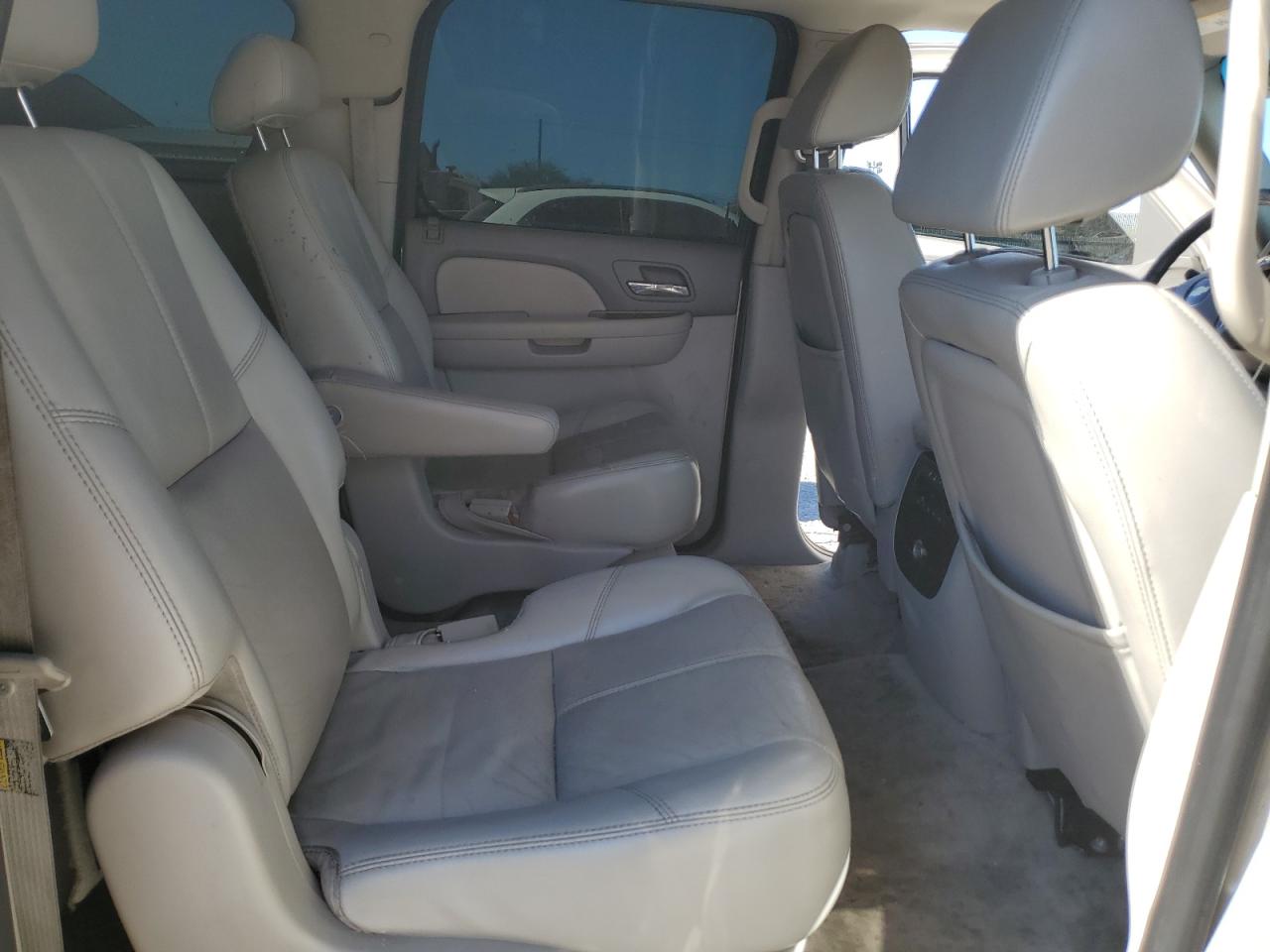 2007 Chevrolet Suburban C1500 VIN: 3GNFC16J77G118051 Lot: 91598025