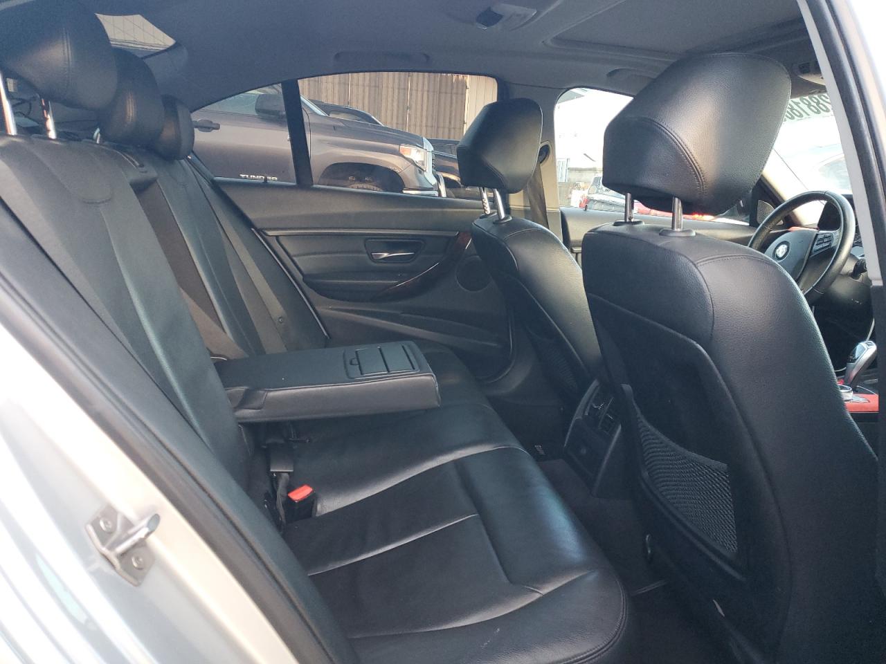 Фото: WBA3B3C56DF537729