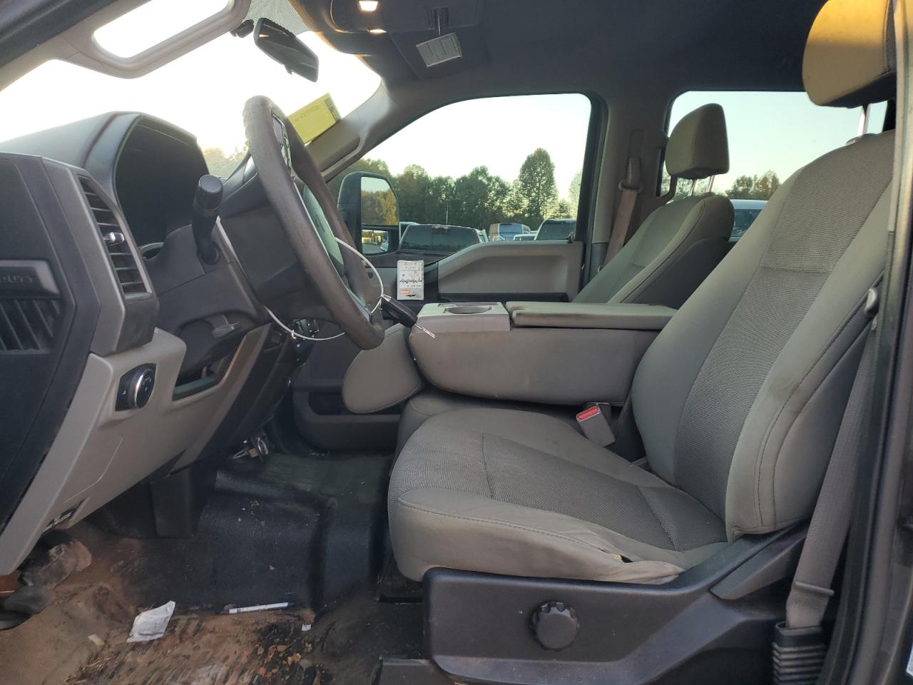 2017 Ford F250 Super Duty VIN: 1FT7W2BT3HEE60784 Lot: 90853245