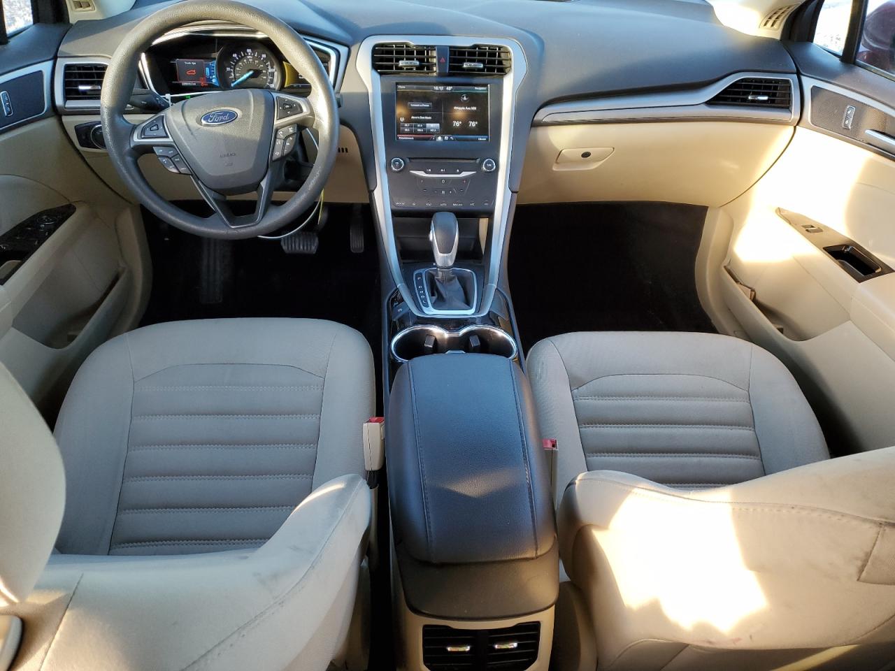 2014 Ford Fusion Se Hybrid VIN: 3FA6P0LU5ER388019 Lot: 92384415